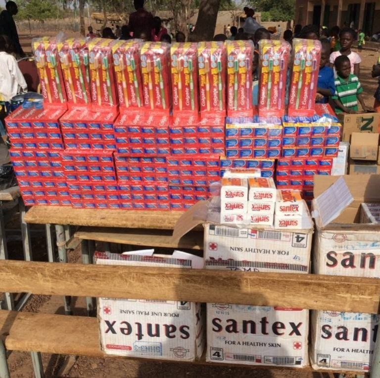 Enfants burkinabè en classe